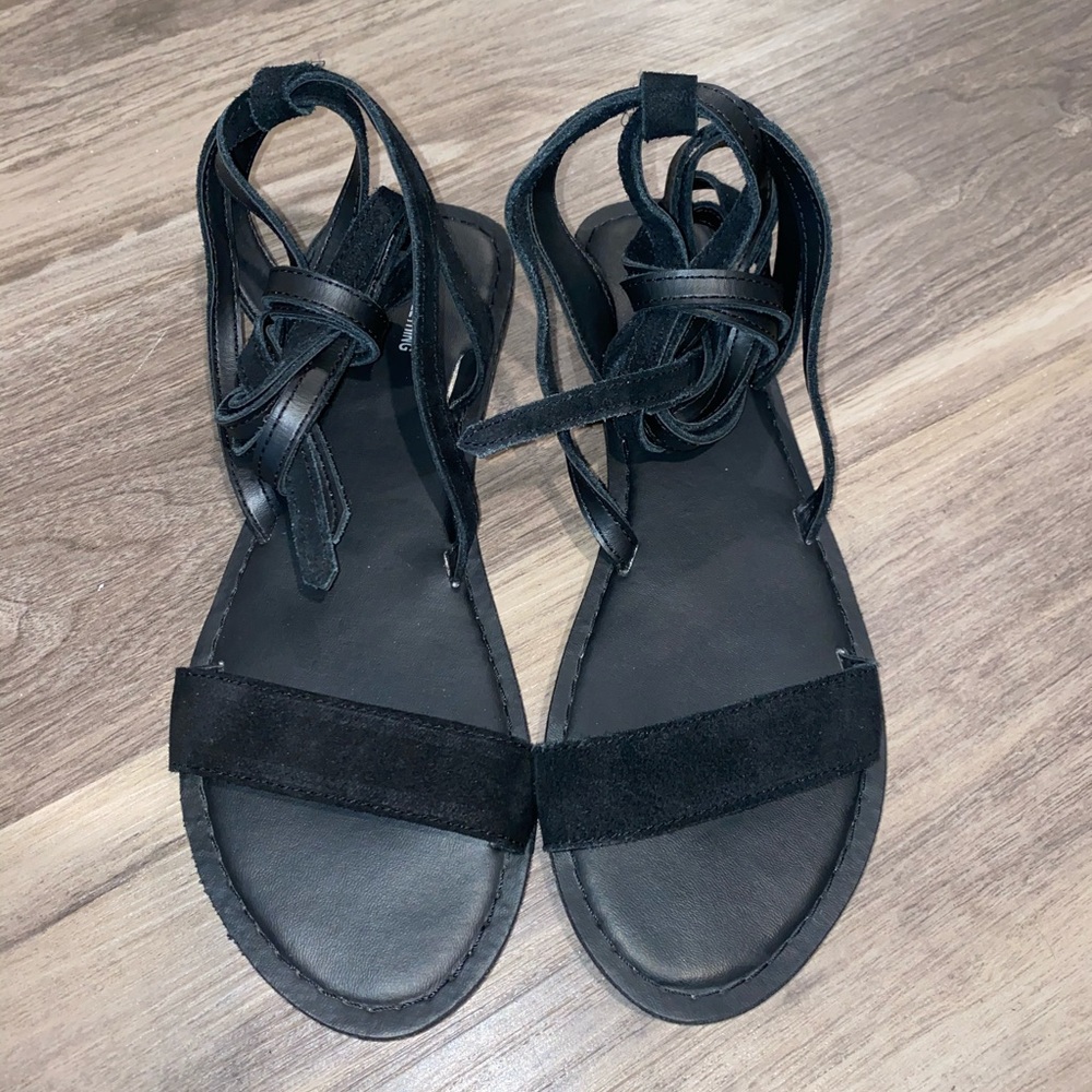 Pretty Little Things Basic Black Leather Sandal - image 2